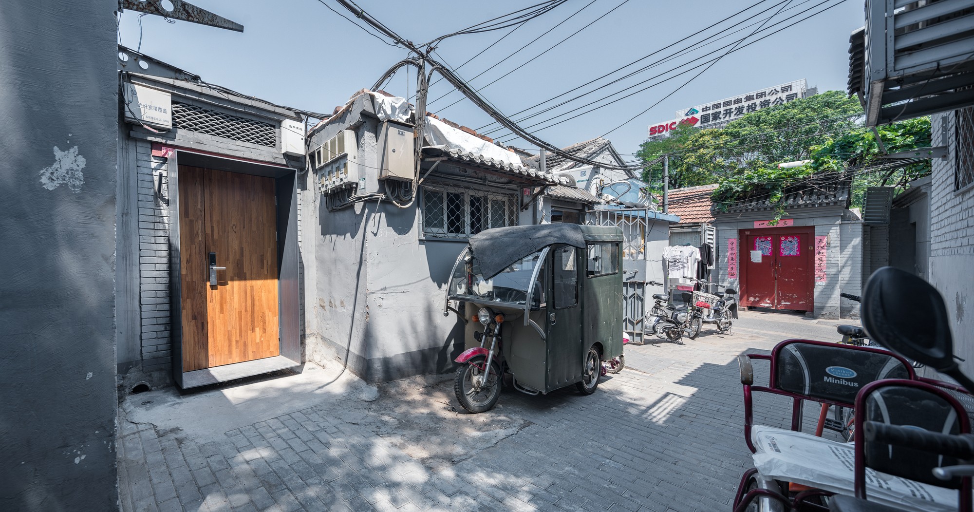 19_Hutong_entrance_01.jpg